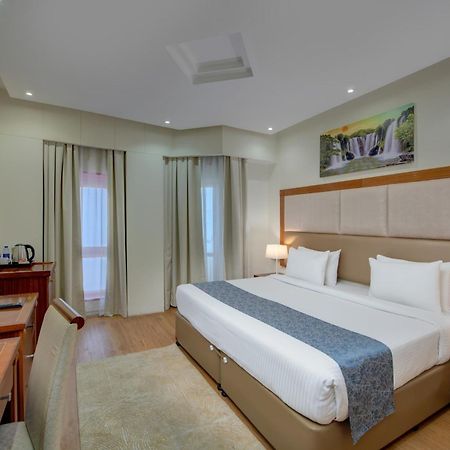 Vendome Plaza Hotel Dubai Eksteriør billede